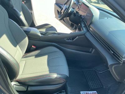 2023 Hyundai Elantra - Photo 20
