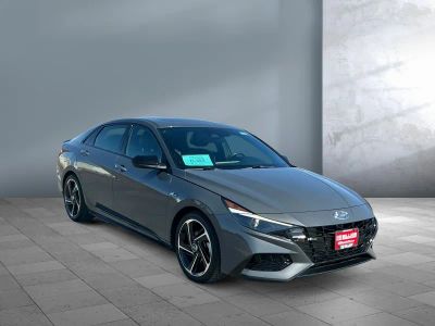 2023 Hyundai Elantra - Photo 8