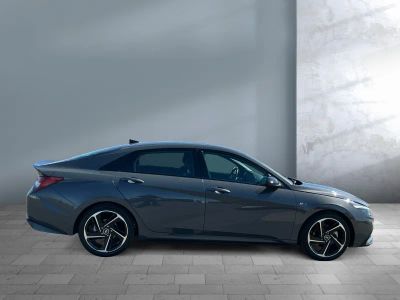 2023 Hyundai Elantra - Photo 7