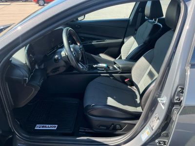 2023 Hyundai Elantra - Photo 9