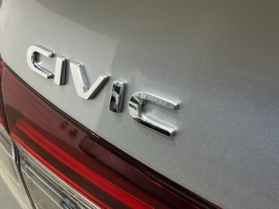 2026 Honda Civic Sedan Hybrid - Photo 9