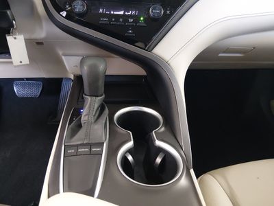 2023 Toyota Camry - Photo 17