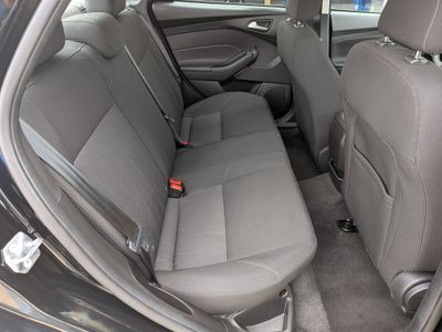 2018 Ford Focus — photo 26 view