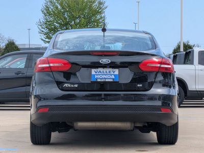 2018 Ford Focus — photo 7 view
