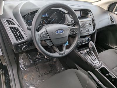 2018 Ford Focus — photo 10 view