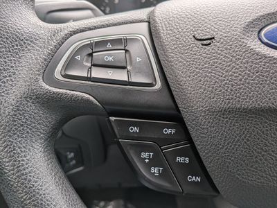 2018 Ford Focus — photo 14 view