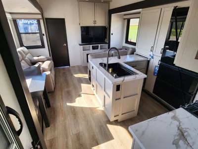 2026 Jayco Seismic - Photo 9