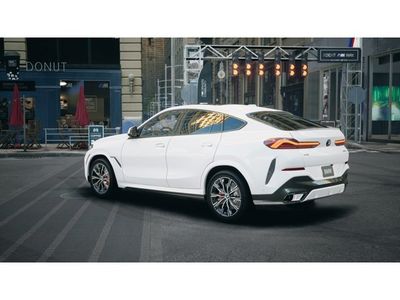 2026 BMW X6 xDrive40i - Photo 2