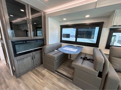 2026 Jayco Precept - Photo 12