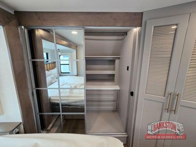 2026 Paradigm 310RL - Photo 33