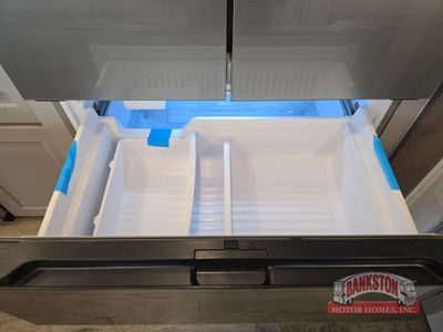 2026 Paradigm 310RL - Photo 14