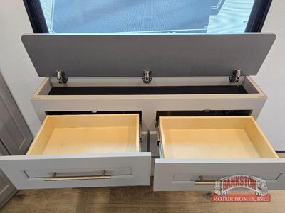 2026 Paradigm 310RL - Photo 31