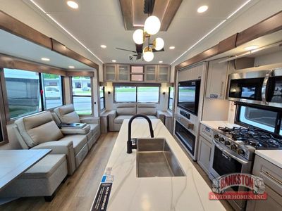 2026 Paradigm 310RL - Photo 18