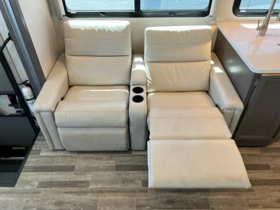 2024 Thor Motor Coach INDIGO — photo 15 view