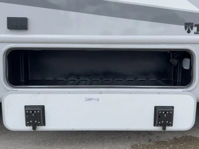 2027 Thor Motor Coach GEMINI — photo 24 view