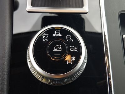 2024 Mitsubishi Outlander - Photo 21
