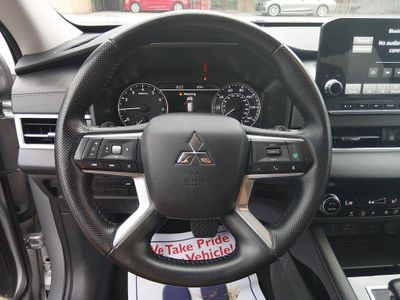 2024 Mitsubishi Outlander - Photo 12