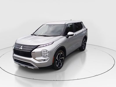 2024 Mitsubishi Outlander - Photo 3