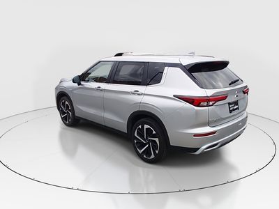 2024 Mitsubishi Outlander - Photo 5