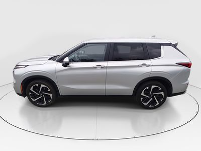 2024 Mitsubishi Outlander - Photo 4