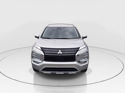 2024 Mitsubishi Outlander - Photo 2