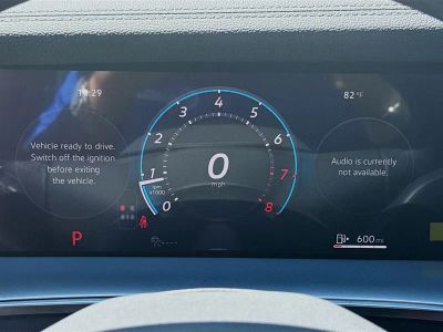 2026 Volkswagen Tiguan — photo 11 view