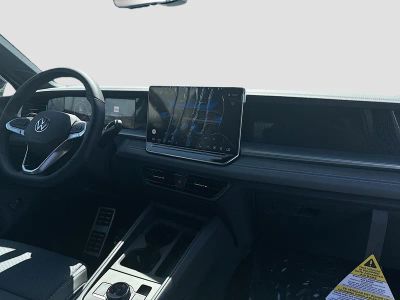2026 Volkswagen Tiguan — photo 24 view