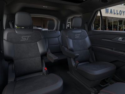 2026 Ford Explorer — photo 32 view