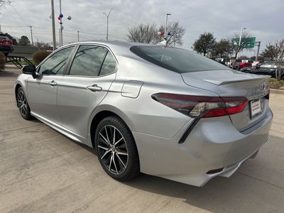 2024 Toyota Camry - Photo 3
