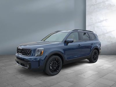 2025 Kia Telluride — front three-quarter view