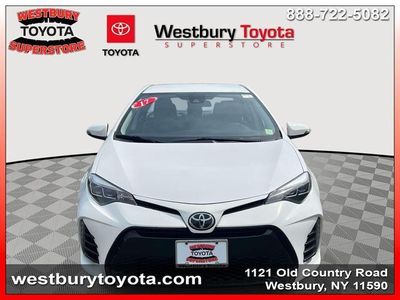 2017 Toyota Corolla - Photo 3