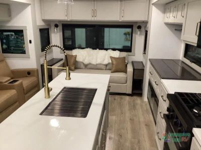 2026 Brinkley Model Z — photo 19 view
