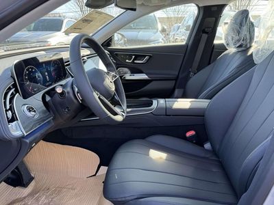 2026 Mercedes-Benz E-Class - Photo 4