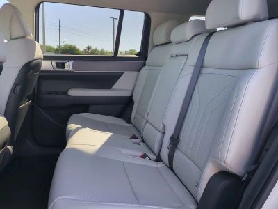 2026 Hyundai SANTA FE HYBRID — photo 16 view