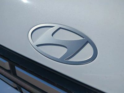 2026 Hyundai SANTA FE HYBRID — photo 13 view