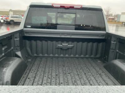 2026 Chevrolet Silverado 1500 — photo 18 view