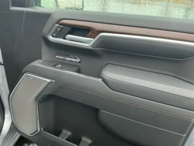 2026 Chevrolet Silverado 1500 — photo 21 view