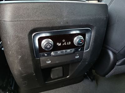 2024 GMC Yukon XL - Photo 15