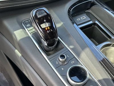 2022 Cadillac Escalade - Photo 22