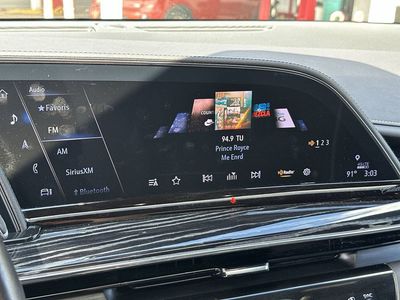 2022 Cadillac Escalade - Photo 12
