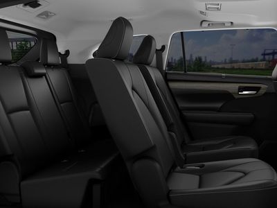 2026 Toyota Highlander Hybrid — photo 21 view