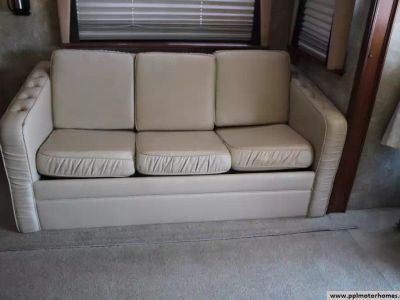 2006 Country Coach DAVINCI 400 — photo 13 view