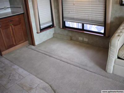 2006 Country Coach DAVINCI 400 — photo 14 view