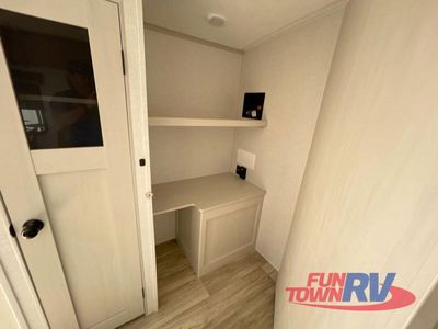 2025 Dutchmen RV Astoria - Photo 34