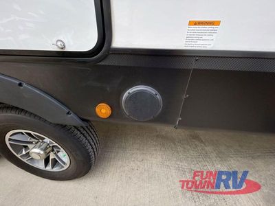2025 Dutchmen RV Astoria - Photo 12