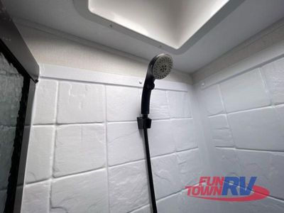 2025 Dutchmen RV Astoria - Photo 44