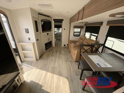 2025 Dutchmen RV Astoria - Photo 18
