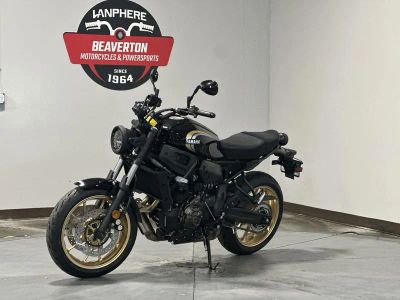 2026 Yamaha XSR700TB - Photo 8
