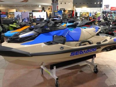 2026 Sea-Doo Wake™ Pro 230 — front three-quarter view