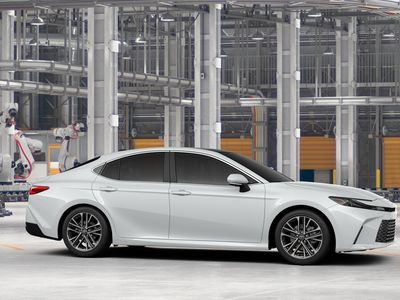 2026 Toyota Camry — photo 13 view